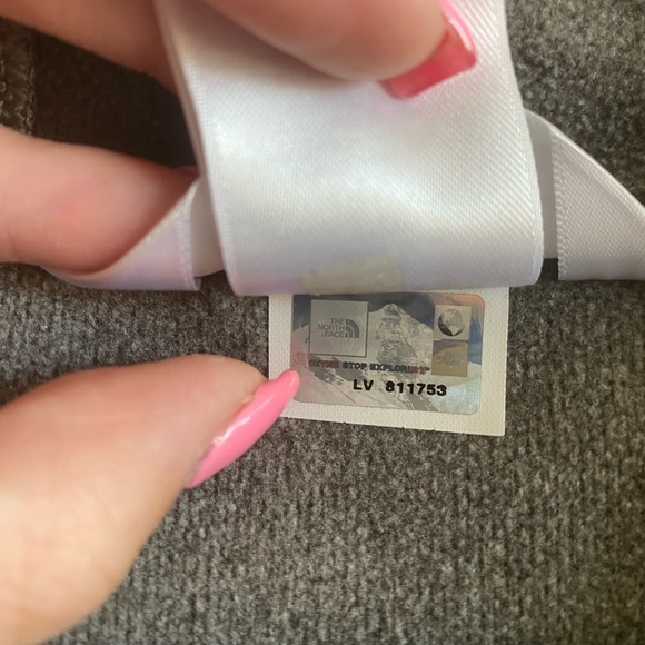 North Face Grey Full Zip Hooded Jacket Women's Medium - Picture 6 of 6